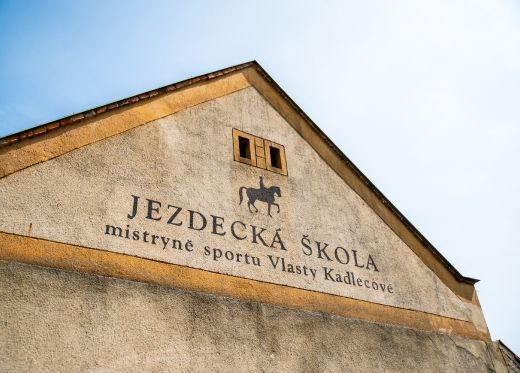 Statek Přední Kopanina - Jezdecká škola Přední Kopanina