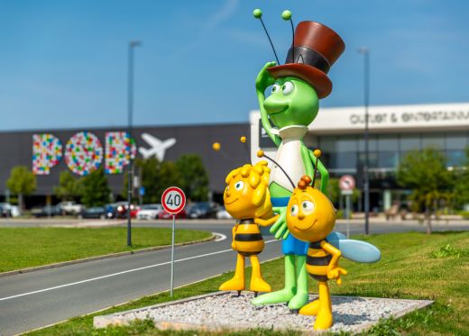 Statek Přední Kopanina - Nákupní centrum  POP Airport